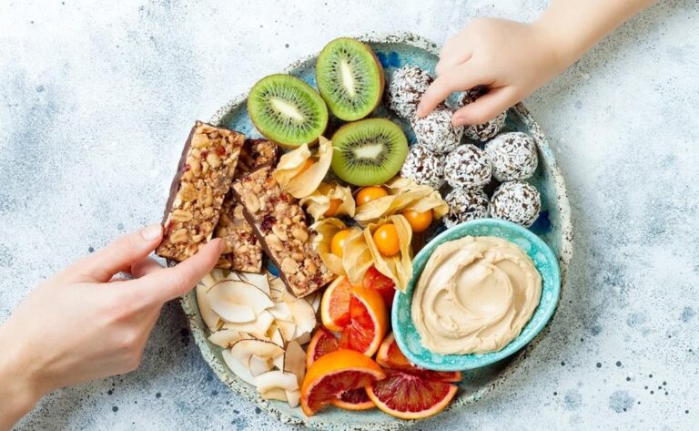 Effective Weight Loss Tips with Smart Snacking Effective Weight Loss Tips with Smart Snacking